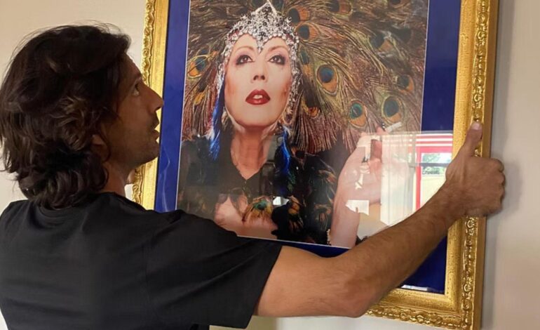 lo que vende el hijo de María Jiménez en su mercadillo online