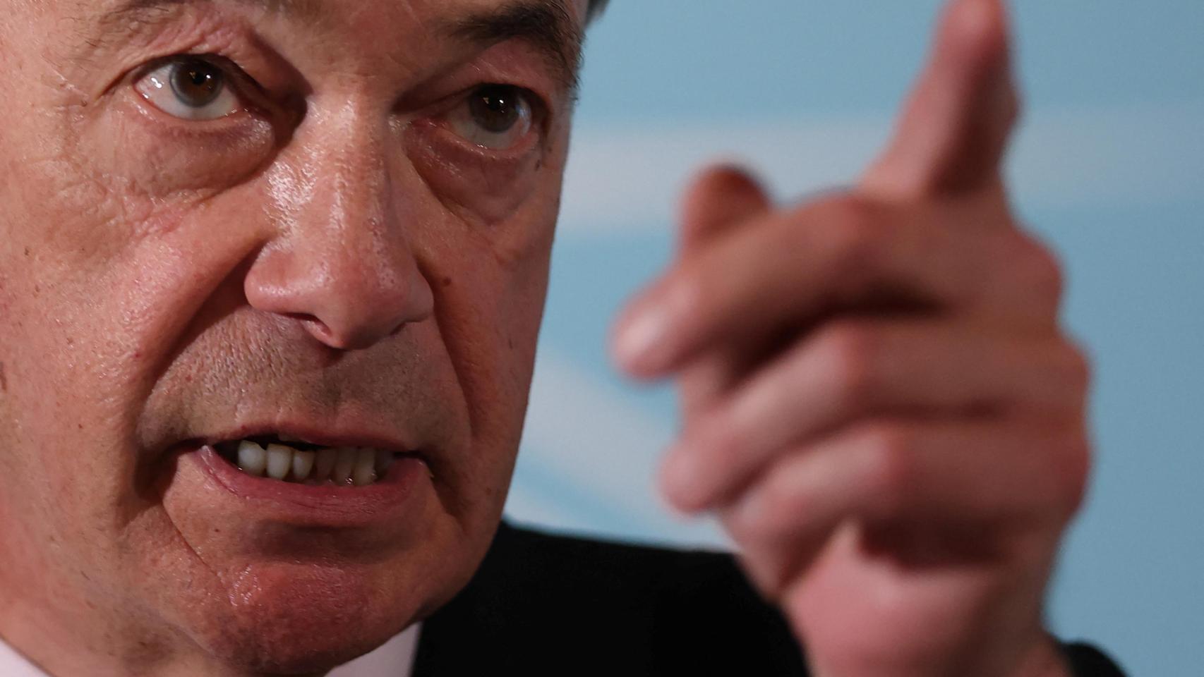 La derecha de Reino Unido aprovecha la guerra de Trump contra la BBC para combatir el «sesgo izquierdista» de la cadena