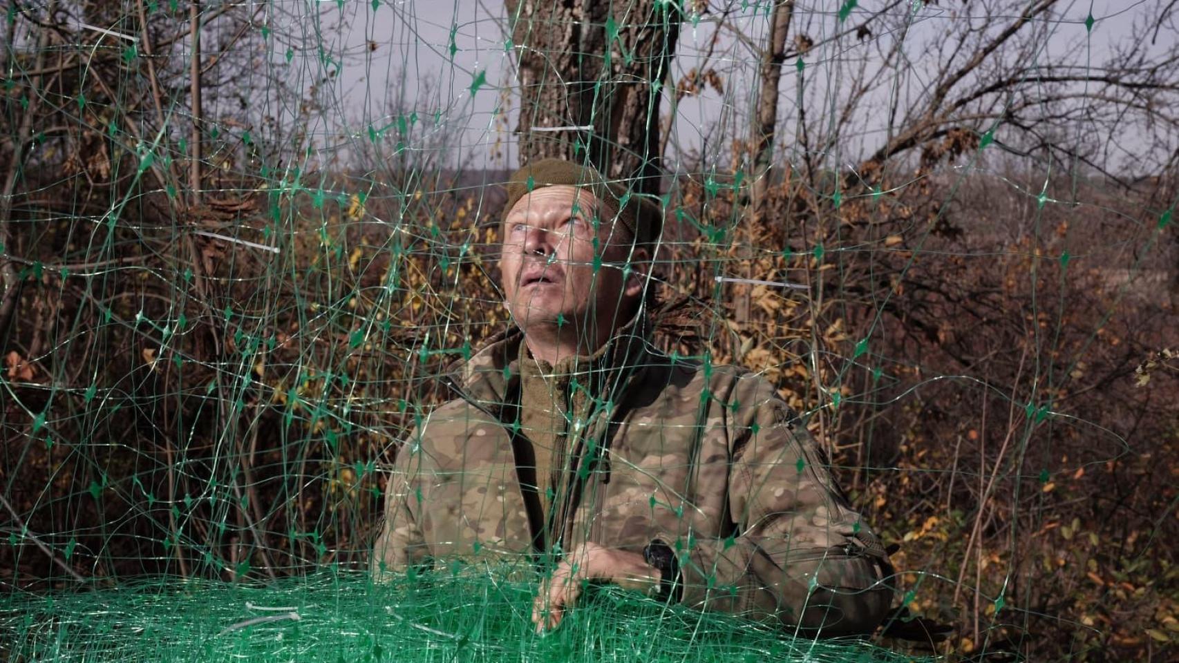 “Hay que sacar de allí a los civiles o enseñarles a derribar drones con un fusil”