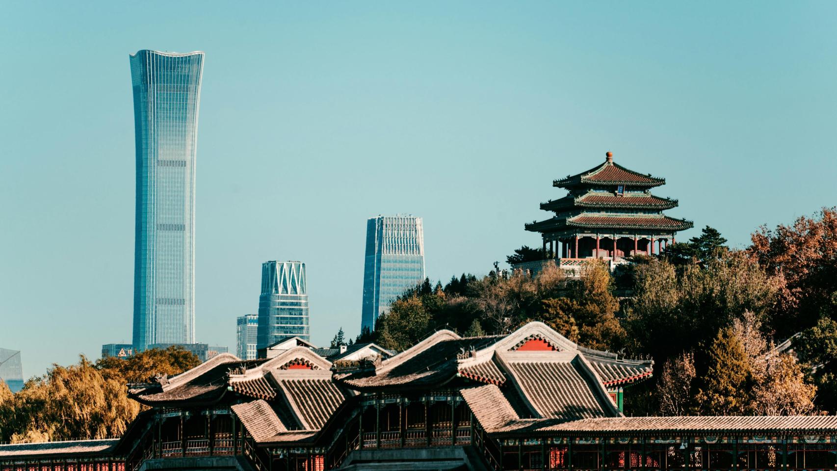 Unicaja y AllianceBernstein se alían para invertir en bolsas de países emergentes