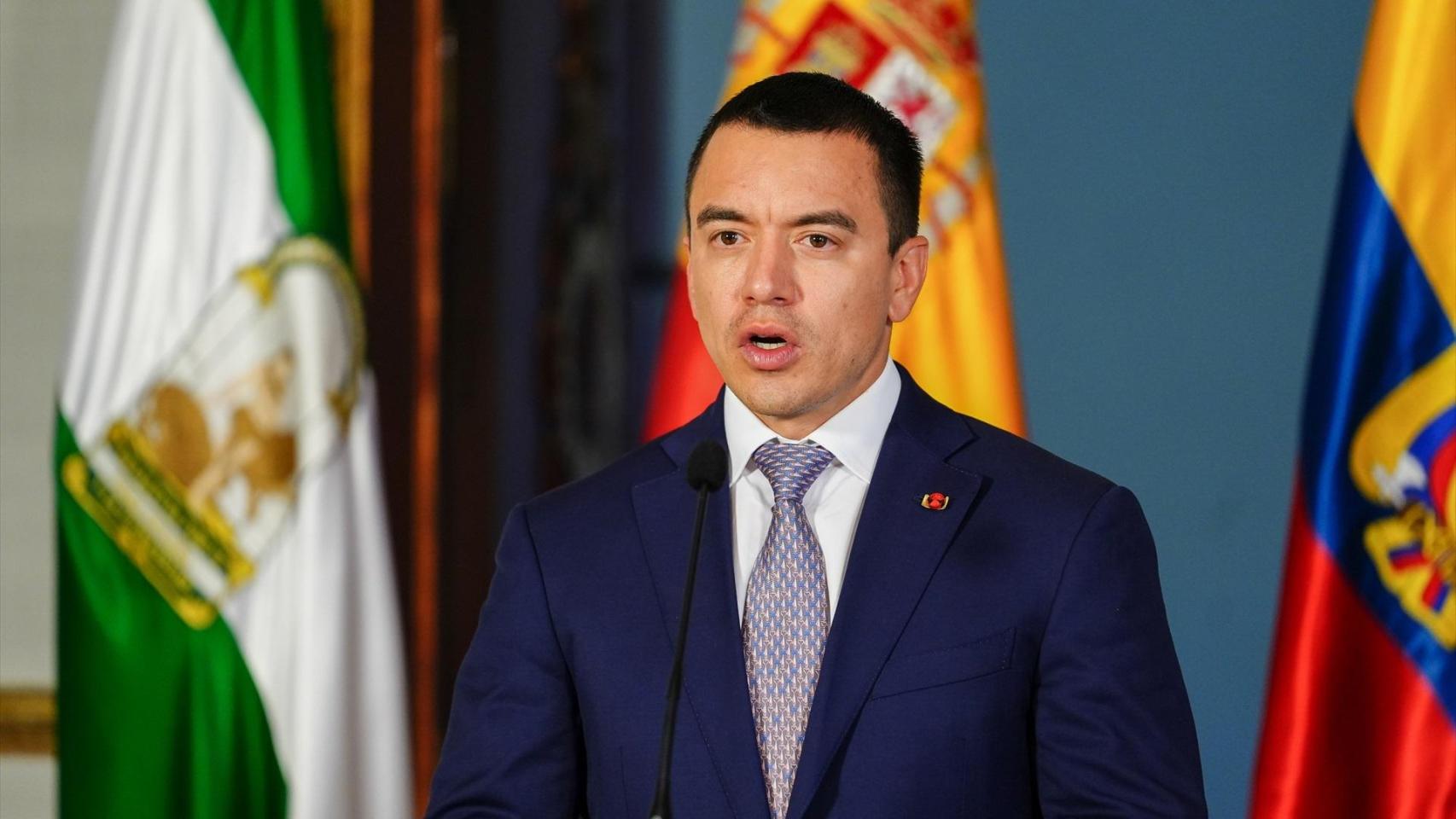 dimiten dos ministros de Noboa tras su gran derrota en el referéndum para una nueva Constitución