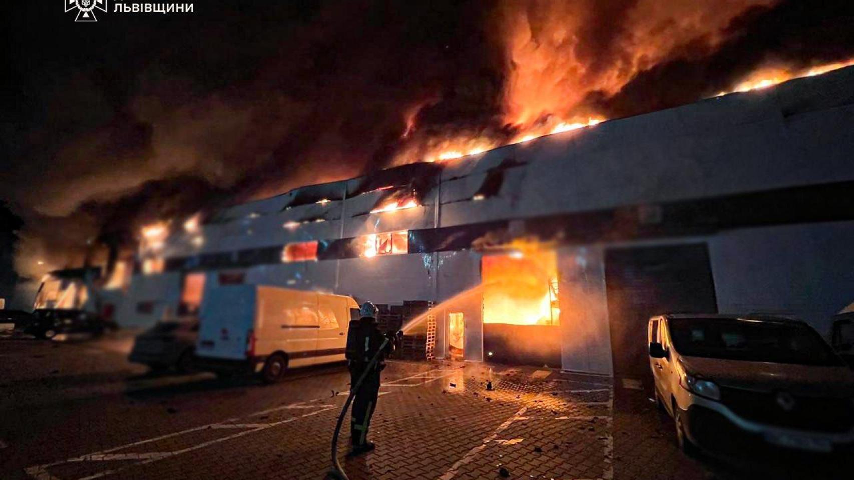 Rusia lanza casi 500 drones y 50 misiles contra Ucrania y deja nueve muertos y daños en infraestructura de energéticas