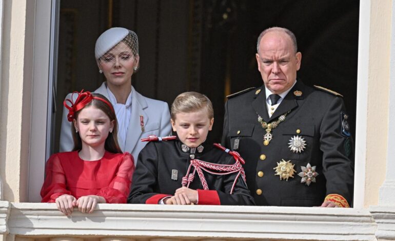 del protagonismo de los mellizos Jacques y Gabriella a la unión de los sobrinos del príncipe Alberto