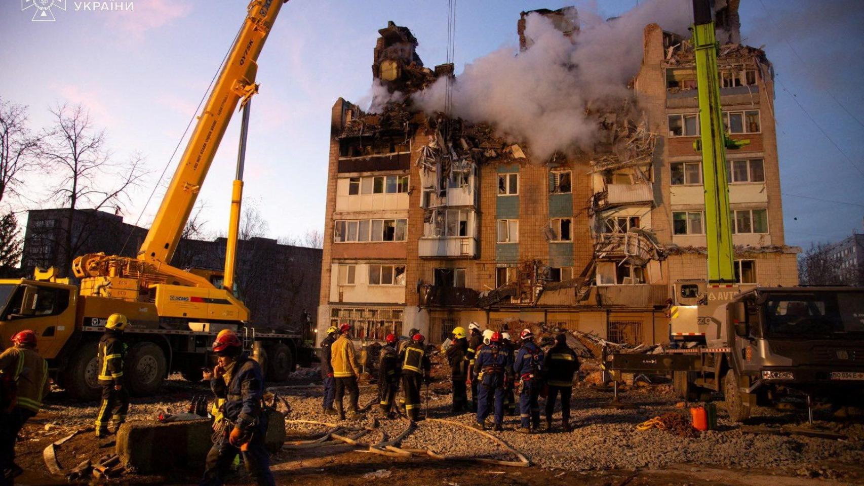 Enviados de Trump negocian en secreto con Rusia la rendición de Ucrania el día que Putin mata a 25 civiles en Ternópil