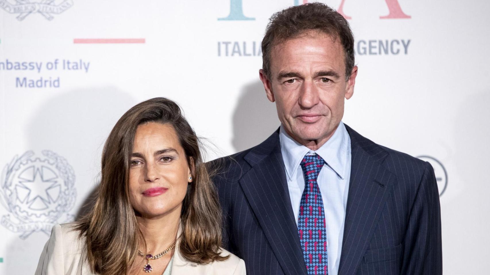 María Palacios, la ‘reina del silencio’ que lleva 26 años apoyando a Alessandro Lequio en sus peores momentos