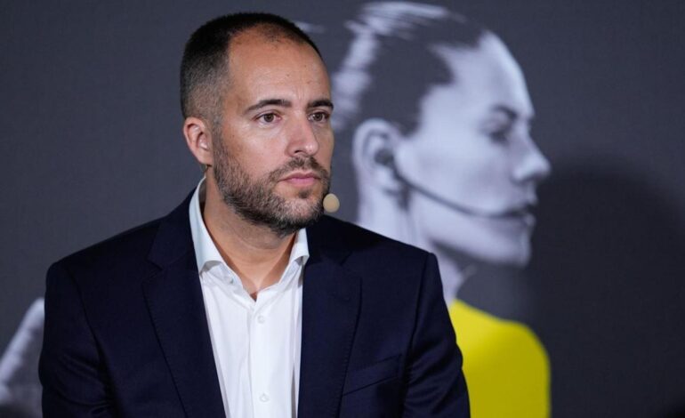 Fran Soto, presidente del Comité de Árbitros, aboga por «olvidar» el caso Negreira: «Nos genera bastante daño»