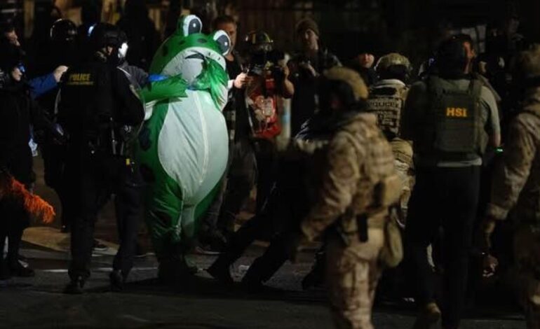 la insurrección que se extiende por EEUU como símbolo de resistencia civil