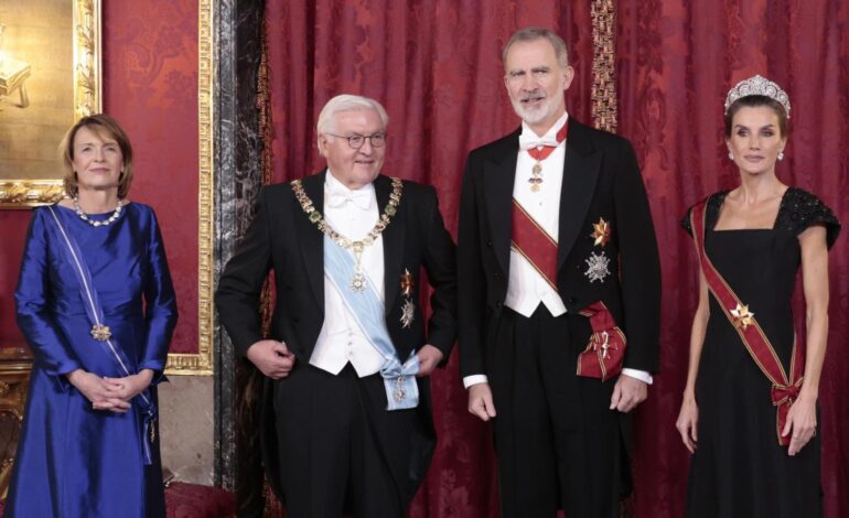 lo que no se vio de la cena de gala ’10’ de los Reyes