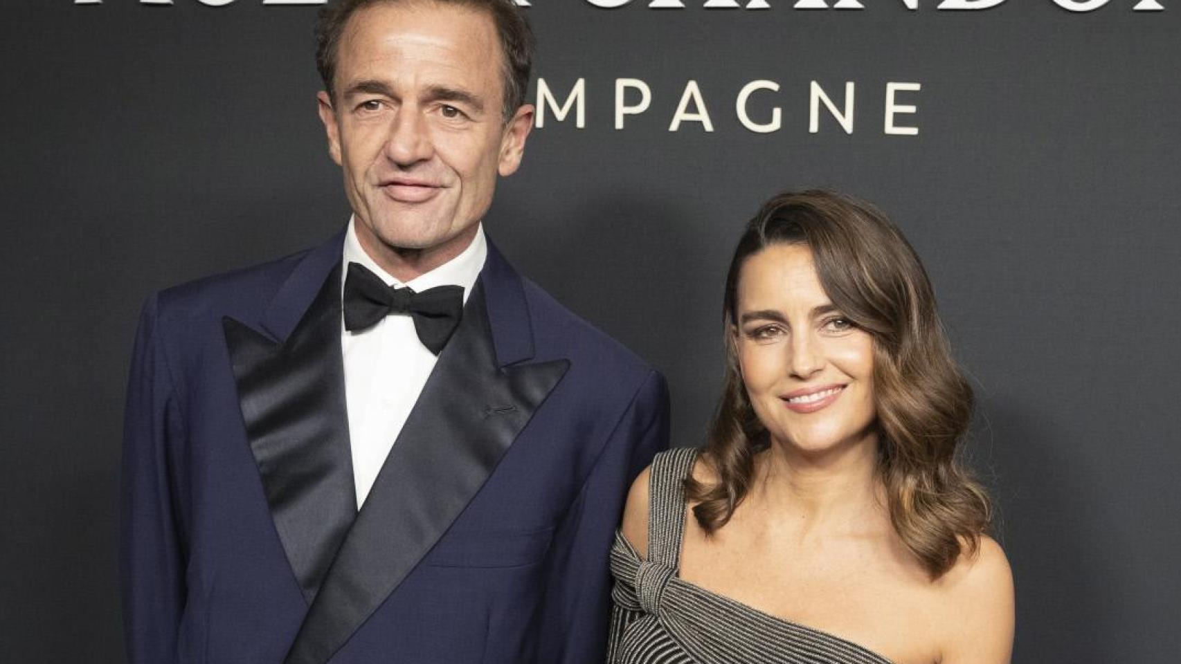 de su célebre padre Julio a su madre Pina y sus tres hermanos