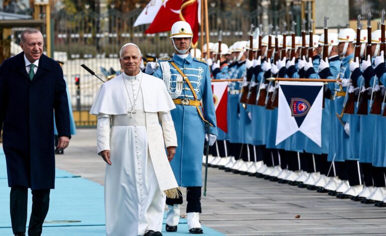 León XIV, el Papa estadounidense empieza su pontificado en Turquía