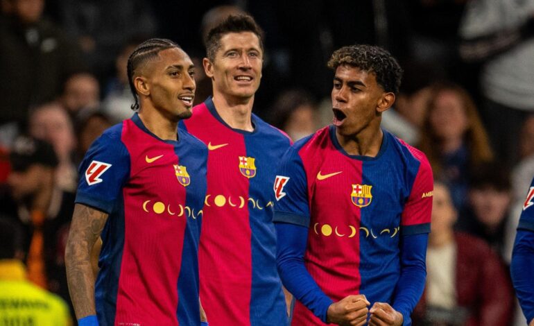 Lamine, Lewandowski y Raphinha son la solución de urgencia para Flick