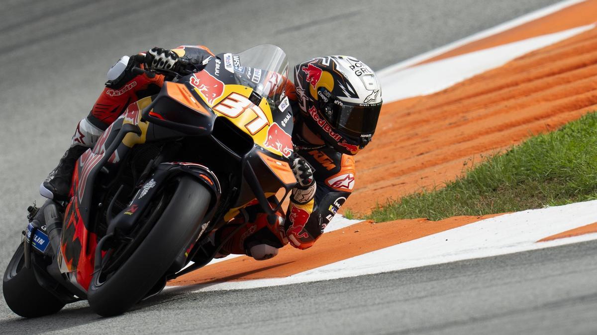 Acosta: «Estamos chutando mucho al palo y alguna tiene que entrar»