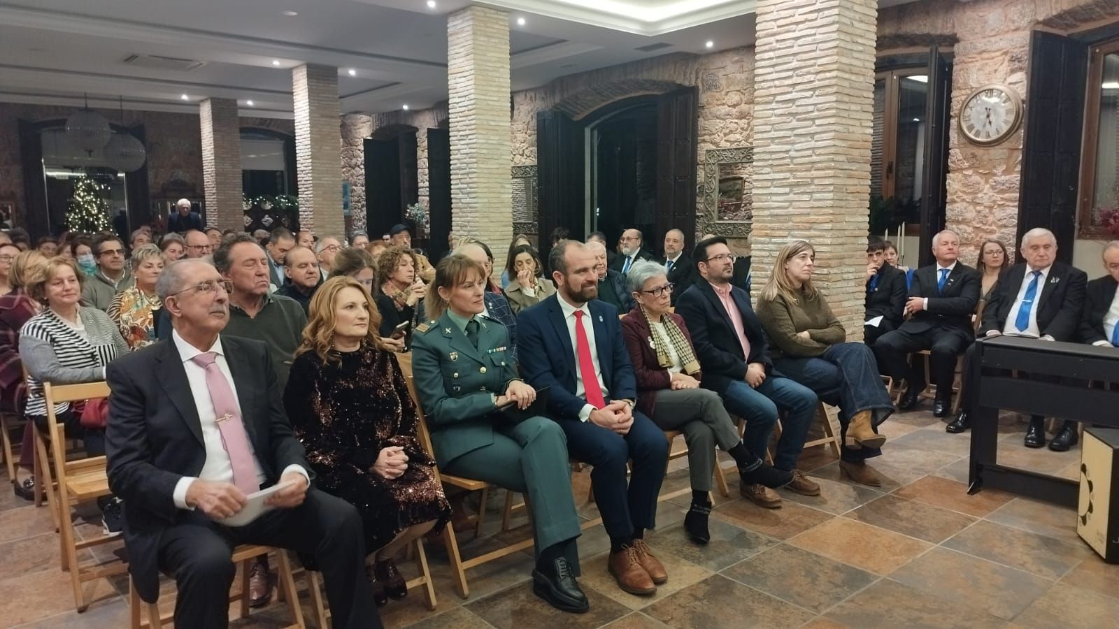 El Coro Polifónico Piloñesa entrega sus premios Avellana de Oro