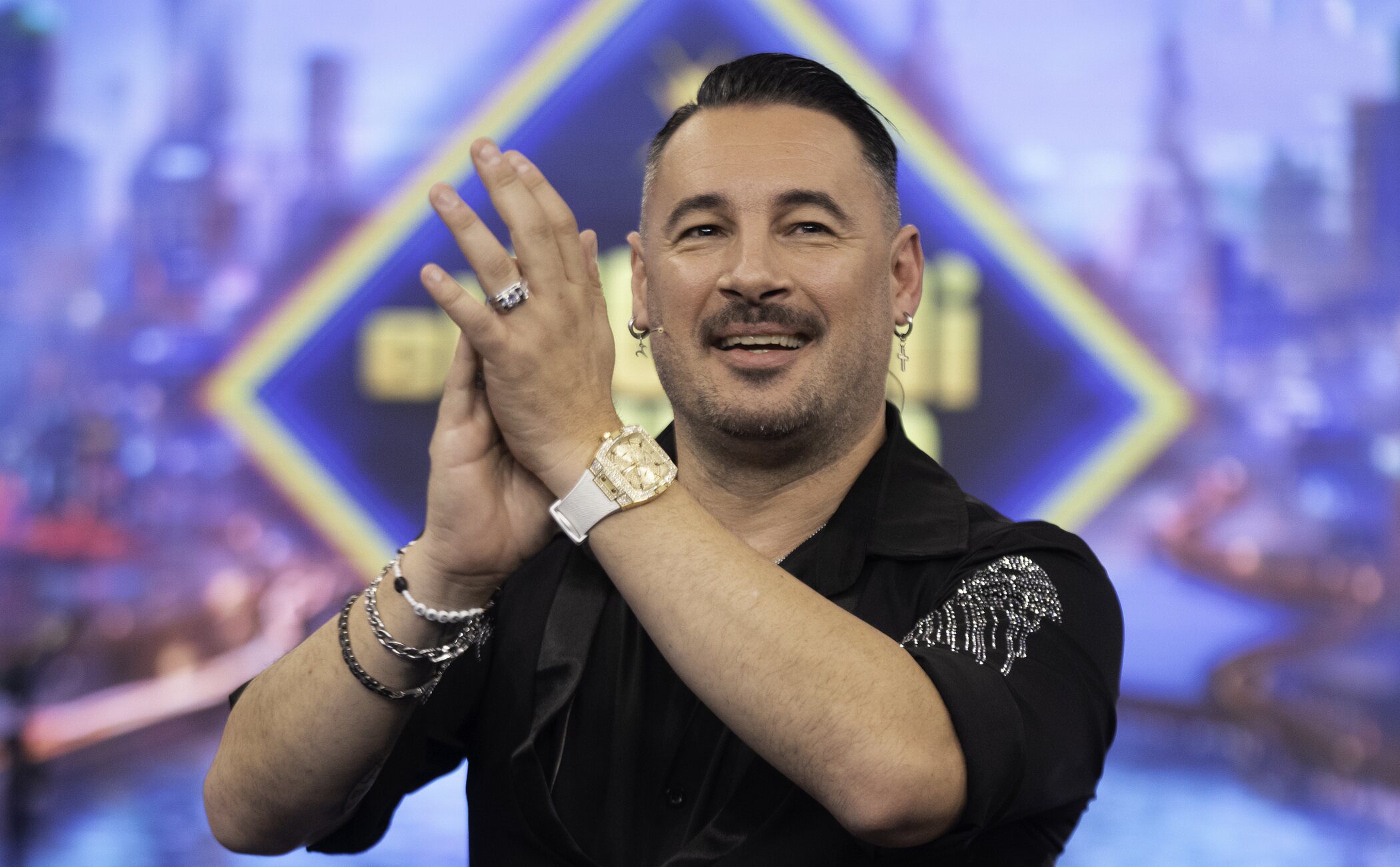 Andy habla de la pelea con Lucas, de su nueva etapa en solitario y de ‘Marioneta’, su primer tema cargado de mensajes