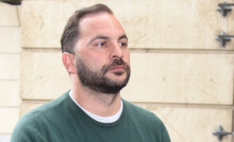 Antonio Tejado recibe la notificación de apertura de juicio oral por el robo a María del Monte