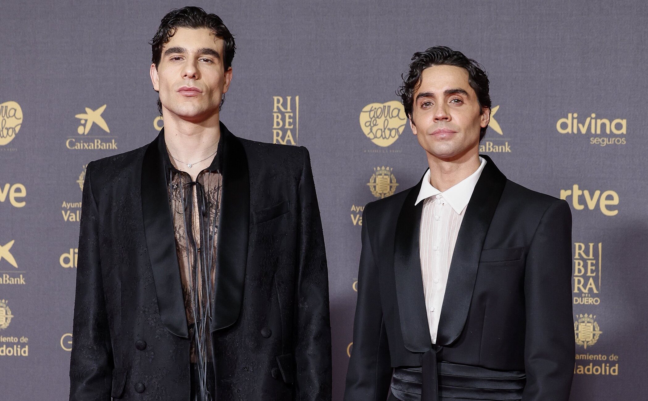 Los Javis habrían roto hace tiempo: Javier Calvo habría tenido un idilio con alguien de ‘La bola negra’ y Ambrossi estaría ilusionado