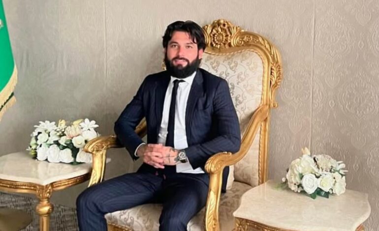 Jota Peleteiro responde y deja claro que seguirá al lado de Francisco: «Lo que diga Kiko me da igual»