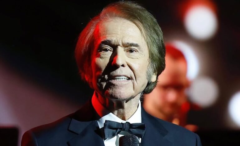 Raphael recibe el homenaje de los Latin Grammy como Persona del Año con una gala llena de música y emoción