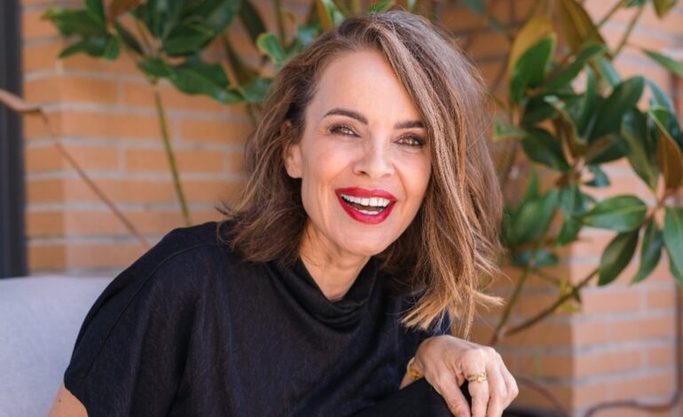 Carme Chaparro reaparece desde el hospital tras dos operaciones: «Dolores que me atraviesan»