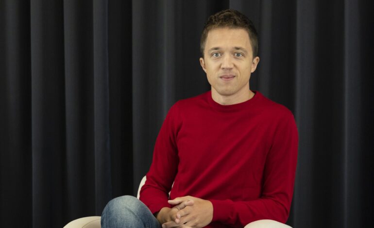 El juez procesa a Íñigo Errejón por la presunta agresión sexual a la actriz Elisa Mouliaá: «Los indicios existen»