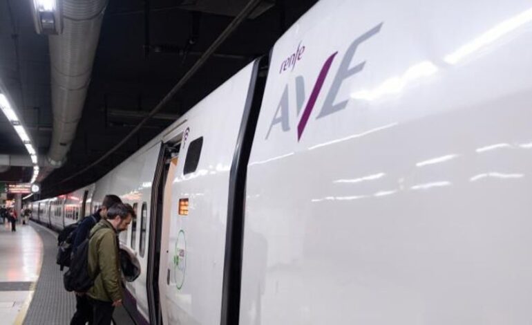 Bruselas pide un AVE Madrid-París de seis horas en pleno bloqueo francés a los corredores atlántico y mediterráneo