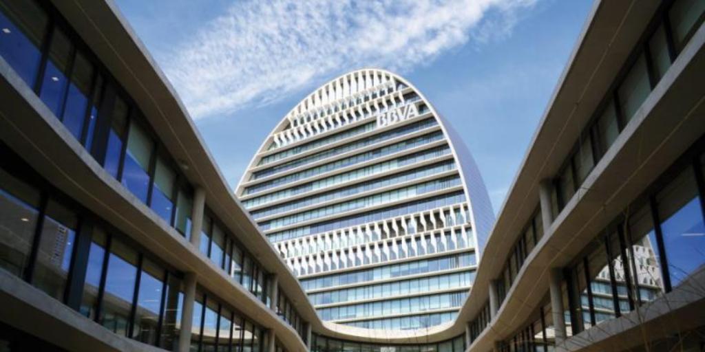 El BBVA retira su recurso ante el Tribunal Supremo por las condiciones del Gobierno a la opa del Sabadell
