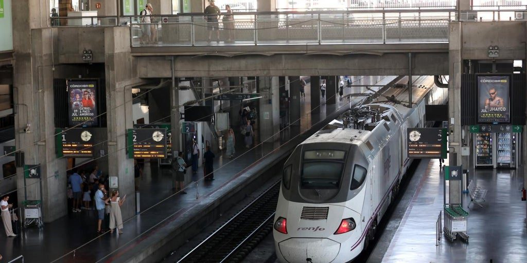 El PP devuelve la ley de movilidad sostenible al Congreso para que vote recuperar el compromiso de puntualidad de Renfe