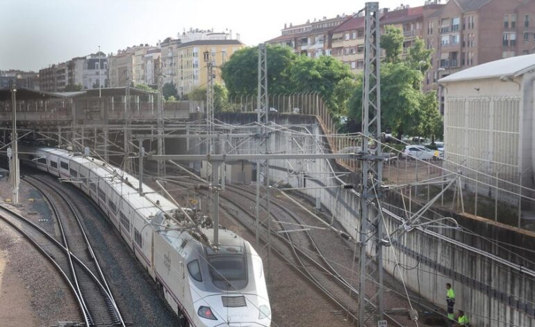 Renfe encara la vuelta al sistema de indemnizaciones anterior en pleno récord de reclamaciones de usuarios