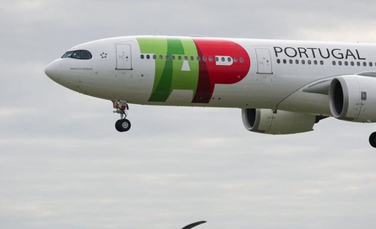 La matriz de Iberia hace oficial su interés por la portuguesa TAP y entra en la carrera con Air France y Lufthansa