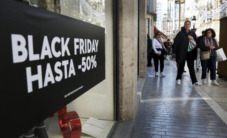 OFERTAS Y DESCUENTOS | El Gobierno monitoriza los precios este ‘Black Friday’ para evitar falsas rebajas y avanza sanciones