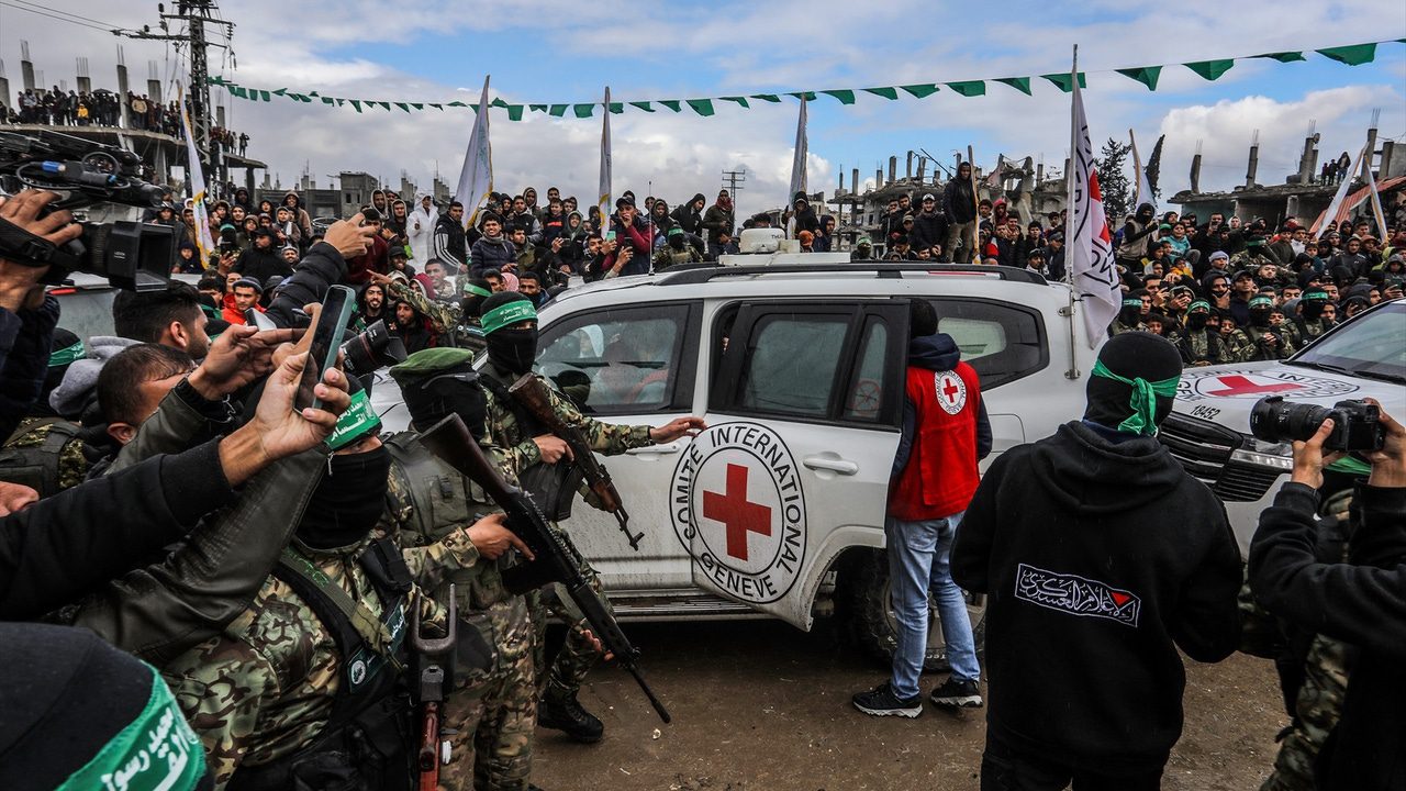 Hamás entregará a Israel los cuerpos de tres rehenes