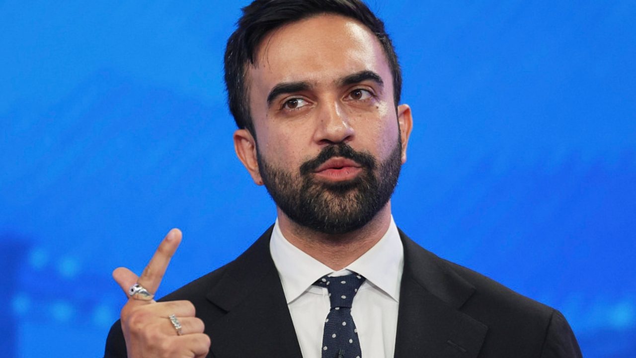 Quién es Zohran Mamdani, el socialdemócrata musulmán favorito para la alcaldía de Nueva York