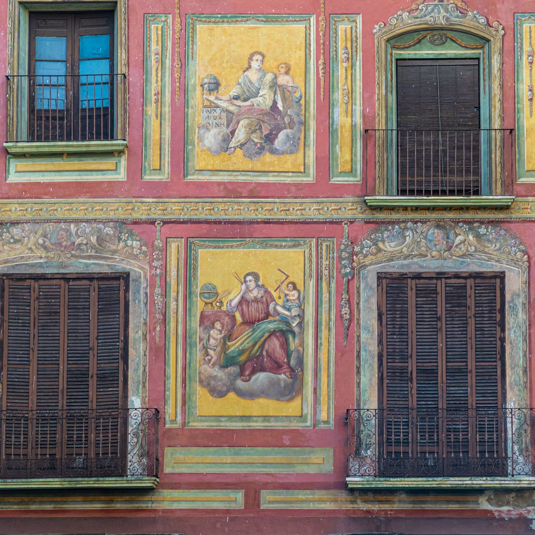Pintura en las fachadas de Graus, Huesca
