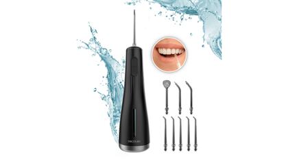 Una vista del irrigador dental reducido de Cecotec.