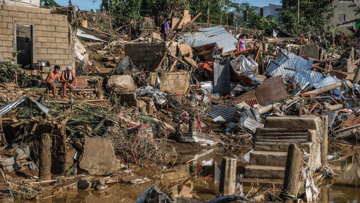 Más de un centenar de muertos en Filipinas por el paso del tifón ‘Kalmaegi’