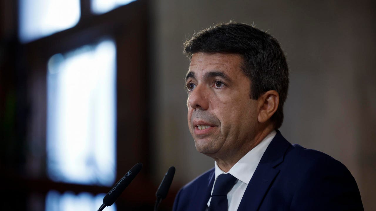 Mazón pide comparecer el martes en la comisión de la DANA de Les Corts tras anunciar su dimisión