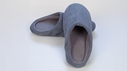Estas zapatillas de casa son preciosas y cómodas.