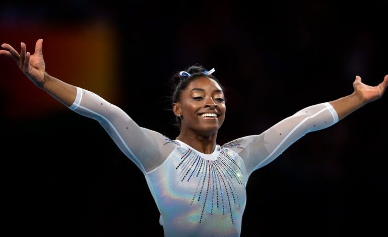 Simone Biles revela que se ha operado el pecho y sometido a dos cirugías plásticas más