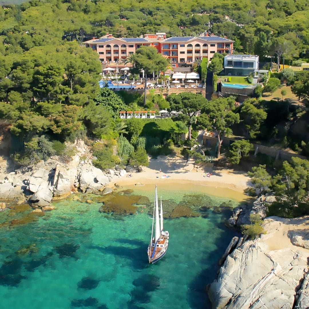 Cala del Pi, junto al mar y en Do Empordá, Girona