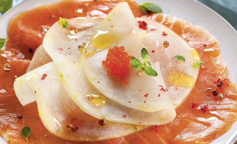 14 recetas originales y fáciles con salmón ahumado para entrantes y aperitivos de Navidad