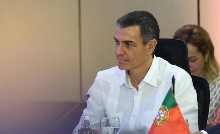 PP y Vox negocian para buscar un sustituto a Mazón, mientras Sánchez pide elecciones en la Comunidad Valenciana