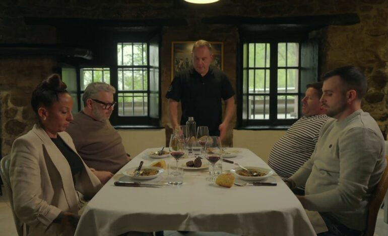 Alberto Chicote alucina con la respuesta del dueño del Asador La Portada sobre por qué no cambia los cubiertos