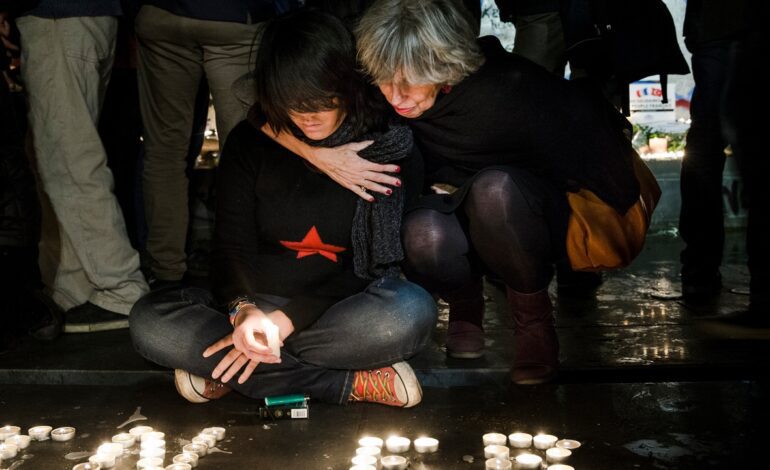 Macron encabeza el homenaje nacional a las víctimas del 13N en París