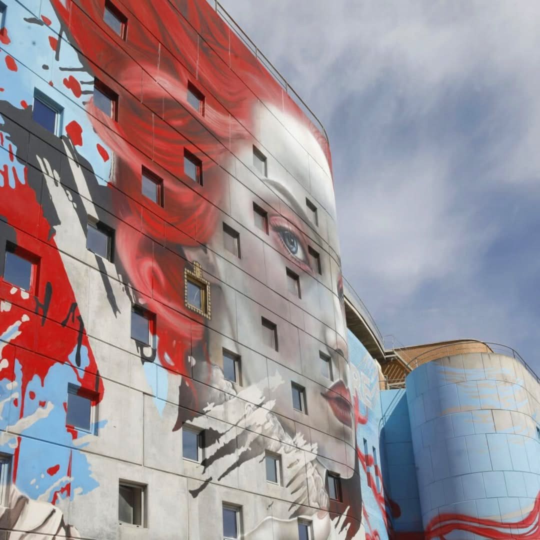 Mural del Palacio de Vistalegre en Carabanchel, Madrid