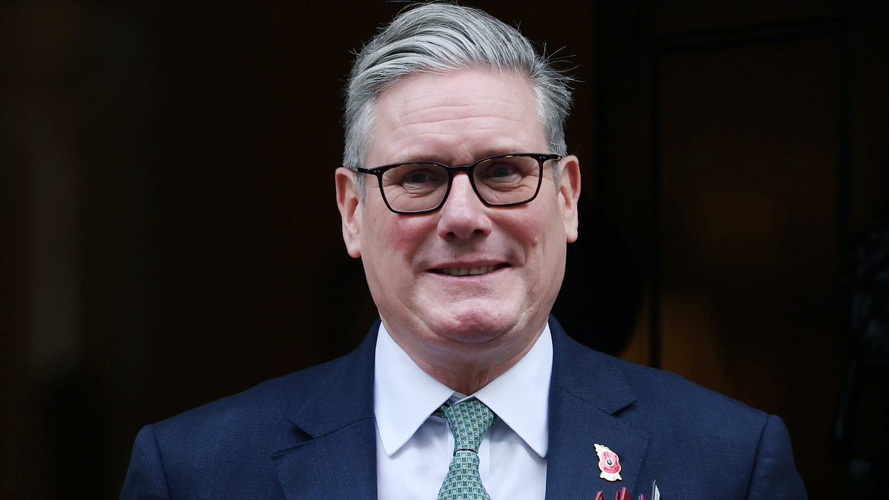 Starmer lucha por su supervivencia política en el Número 10 de Downing Street