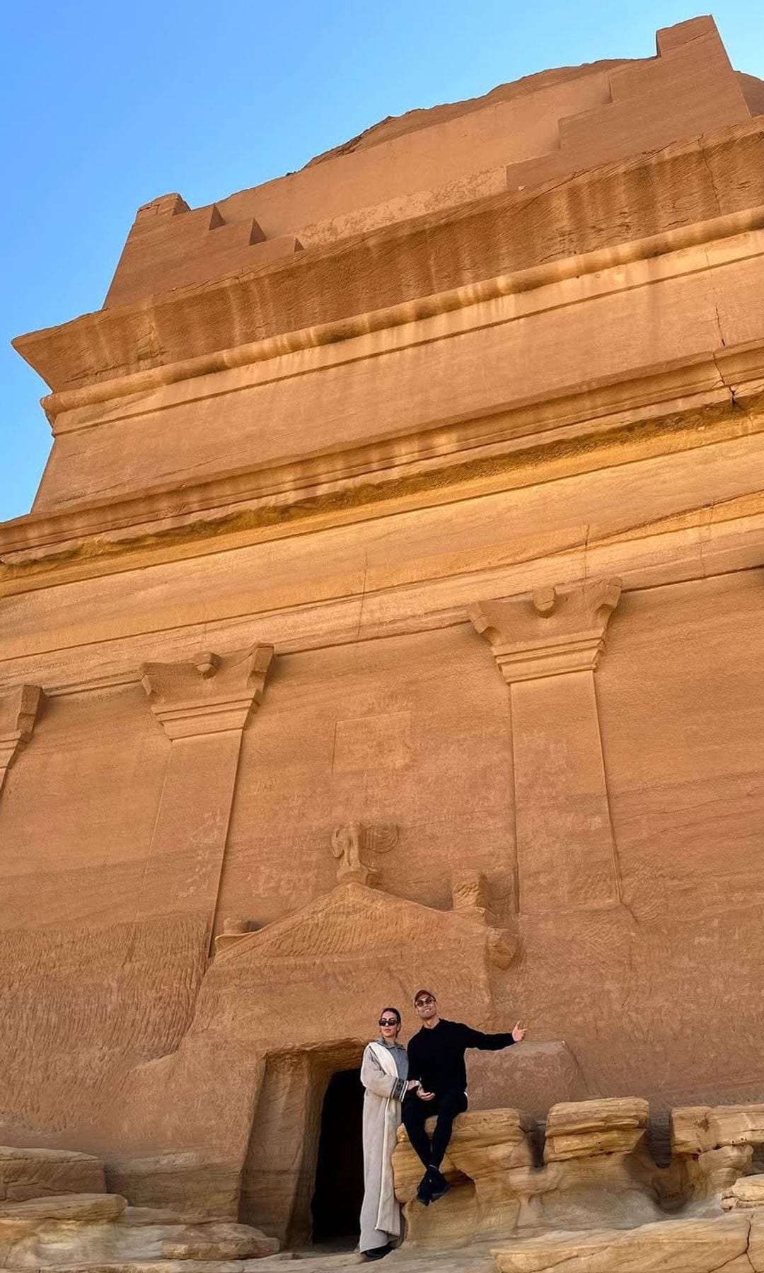 Georgina Rodríguez y Cristiano Ronaldo en Herga, AlUla, Arabia Saudita