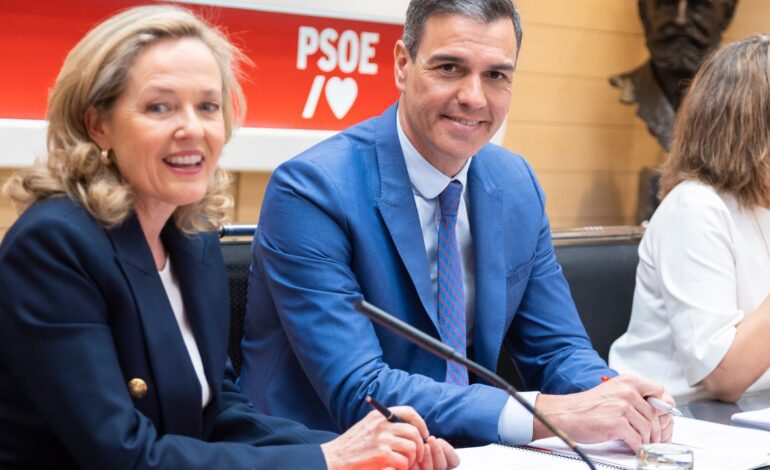 El PP europeo pide a la Comisión investigar la injerencia de Calviño en el INE para modificar los datos del PIB