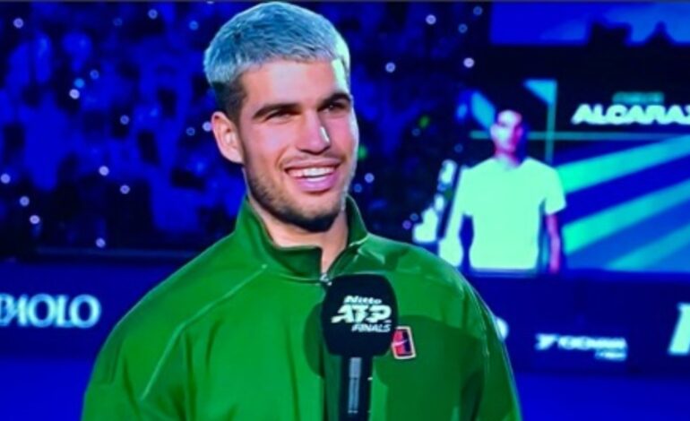 ¡Es carisma puro! El genial momento de Alcaraz con el que se ganó al público de Turín