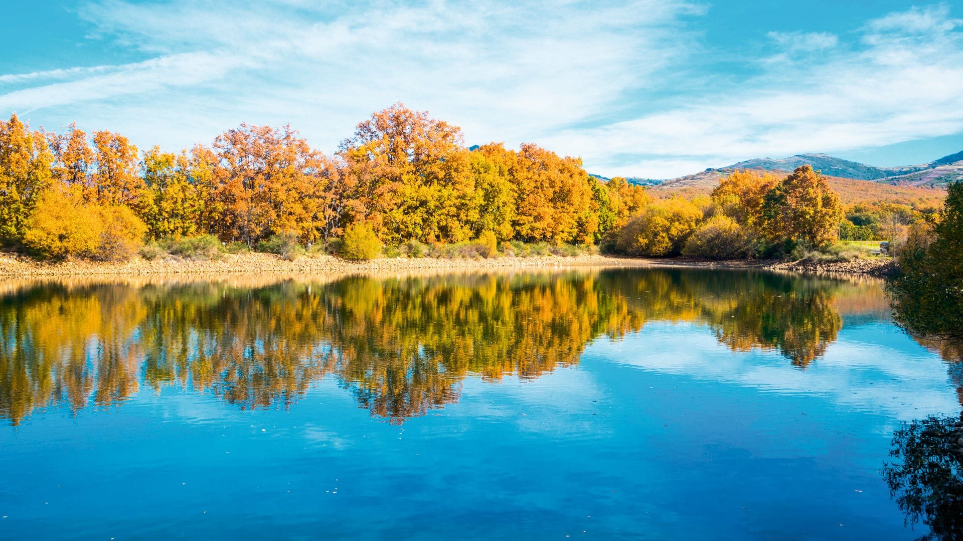 Sierra del Rincón en otoño Madrid