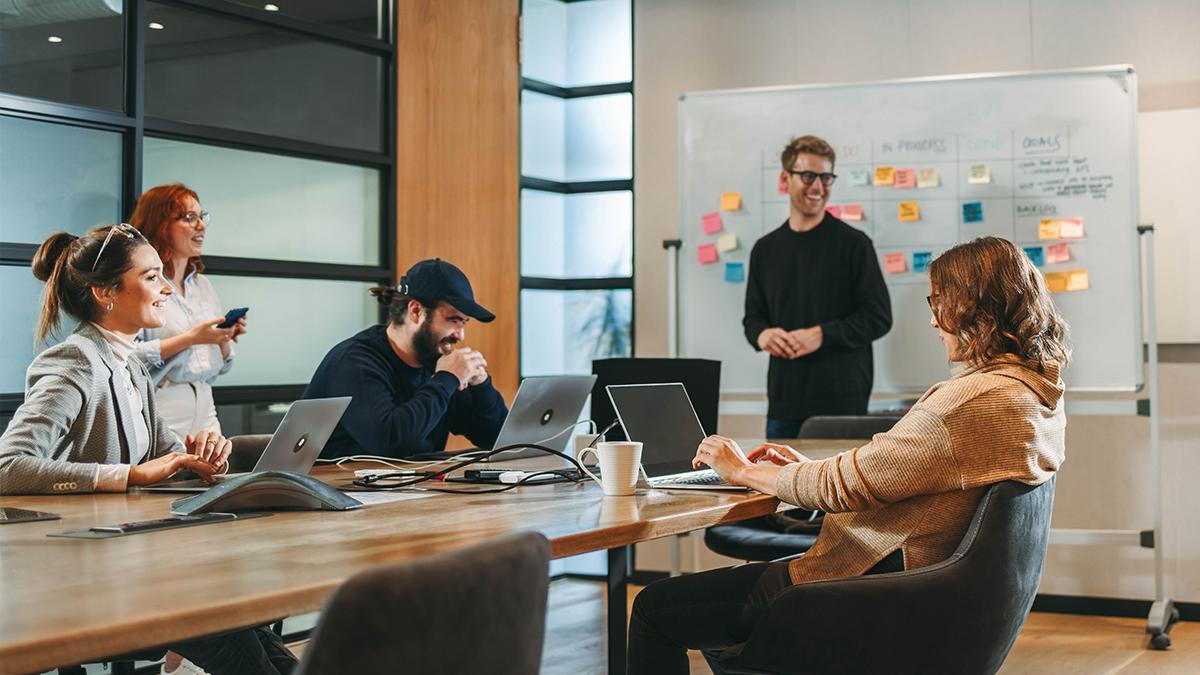 REGISTRO JORNADA LABORAL 2026 | Cuatro empresas explican a EL PERIÓDICO cómo se han adaptado al nuevo registro horario digital obligatorio